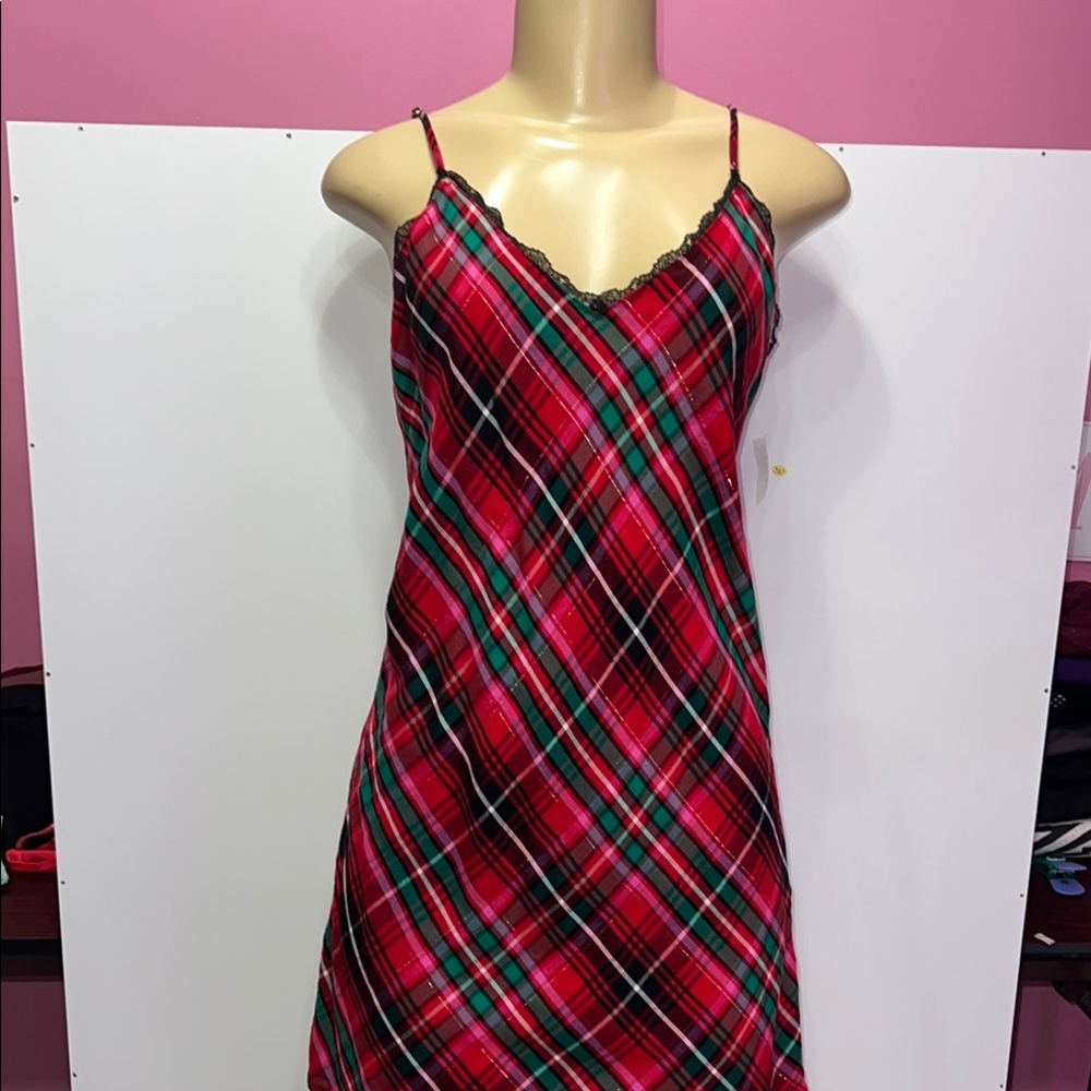 Victoria's Secret Red and‎ Green Chemise with Adjustable Straps zs S